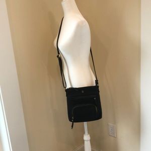 Travanti crossbody purse